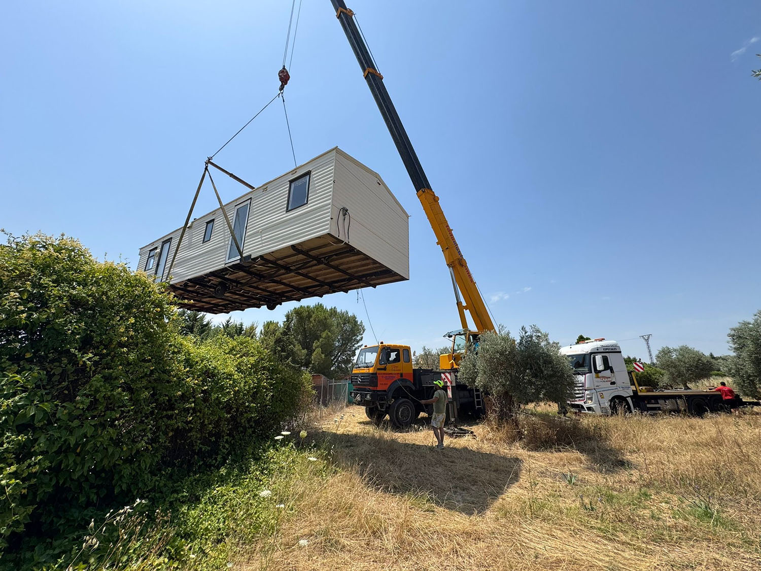 Camión pluma para movil home Camión pluma para movil home